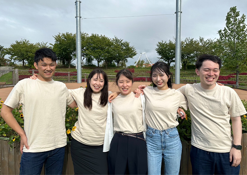 スタッフ集合写真